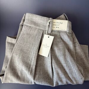 Abercrombie & Fitch Sloane Tailored Short, size 4/27 — NWT